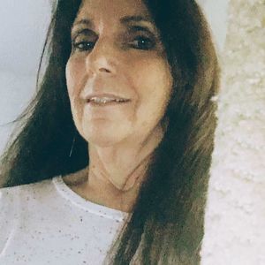 Meet your Posher, Laureen